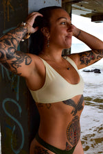 Lux Tahitian necklace